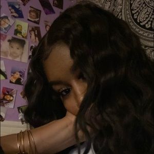 Meet your Posher, Sanaa